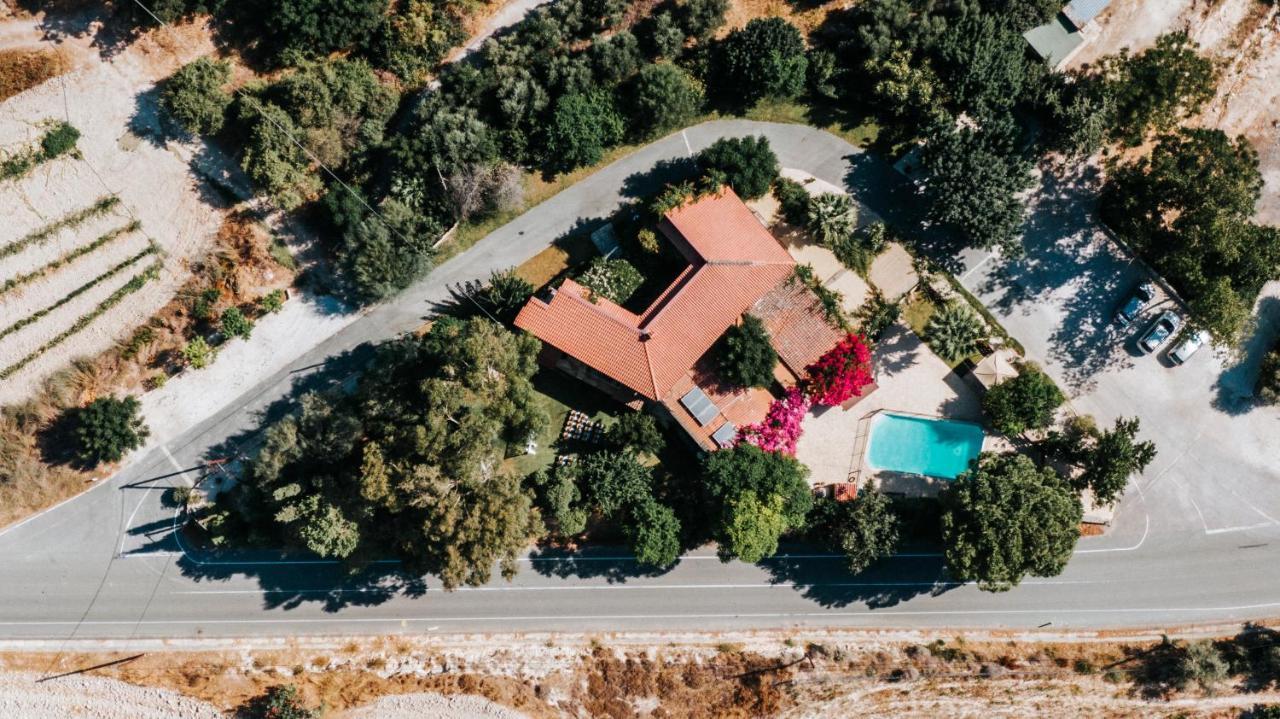 Vasilias Nikoklis Inn Nikoklia Exterior photo